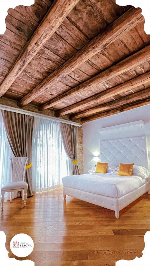 Maison Spagna Suites Рим Екстериор снимка